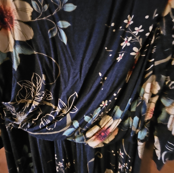 Spense 2x Jersey Style Black Floral Dress - Picture 2 of 8